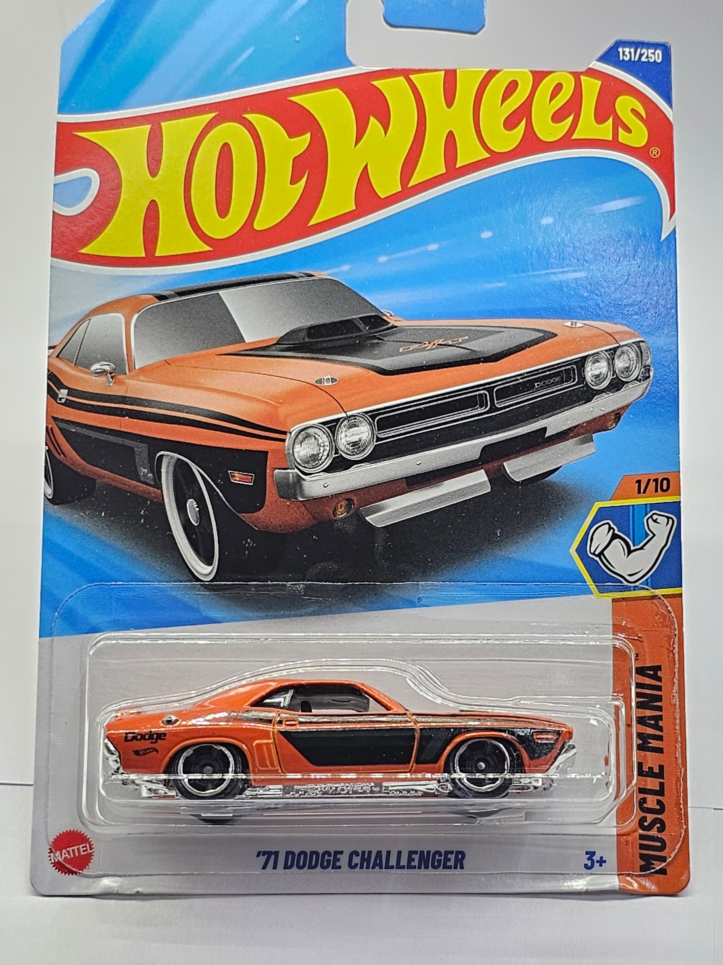 Buy toy hotwheel cars online Ahmedabad at Sam's Gujarat India including orange 71 Dodge Challenger Hot Wheels car