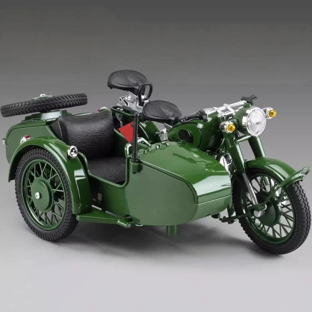 BMW R 71 1:10 SCALE MODEL ARMY BIKE AT SAM'S TOY WORLD SHOP in green for ages 14 and up