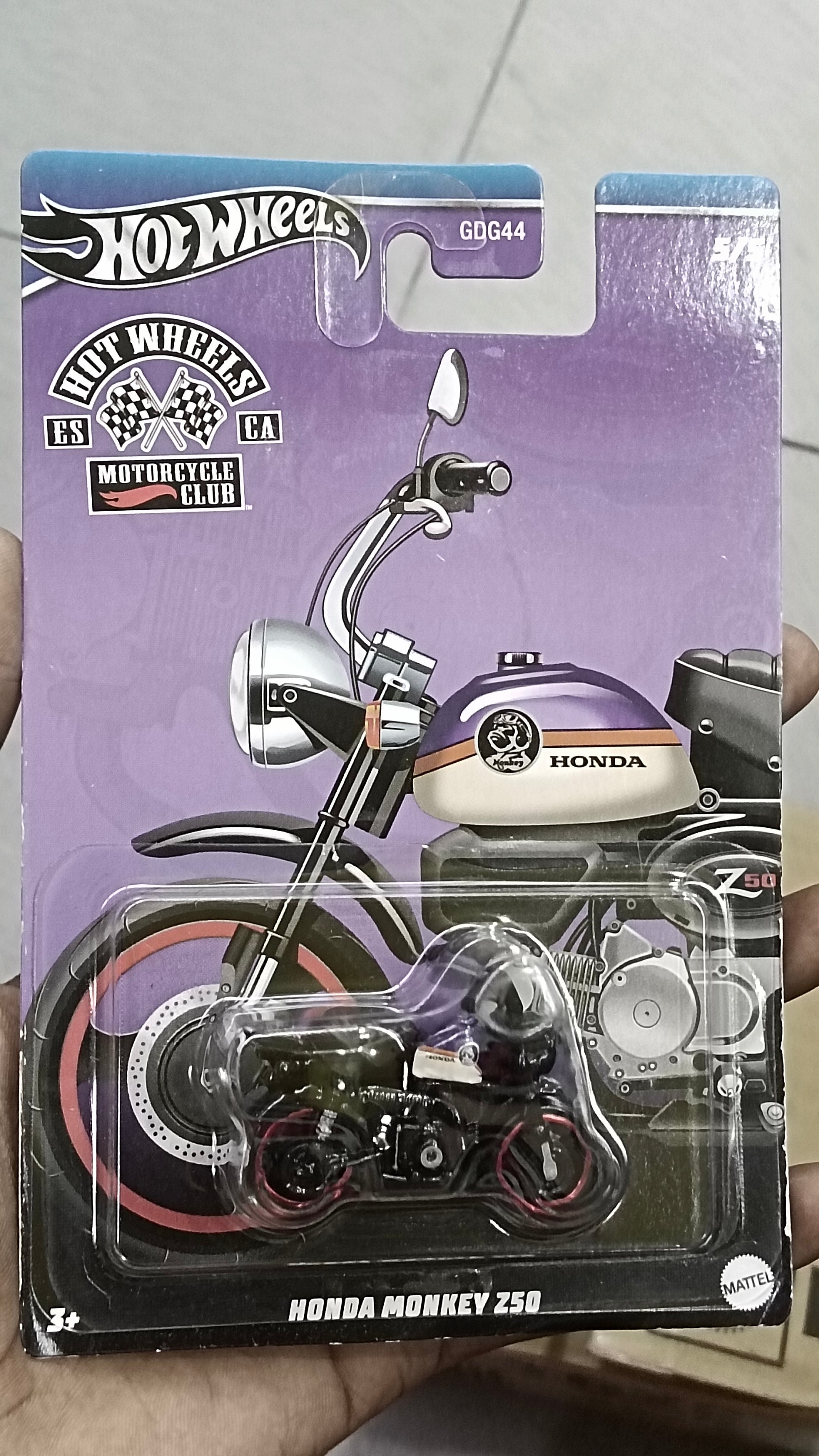 1:64 scale Hot Wheels motorcycle for kids in Ahmedabad online, featuring a Honda Monkey 250 in packaging
