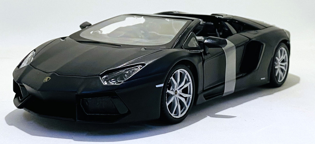 Maisto Lamborghini Aventador LP 700-4 Roadster 1/24 Matt Black | Diecast Metal Model Car | Sam's Toys Ahmedabad