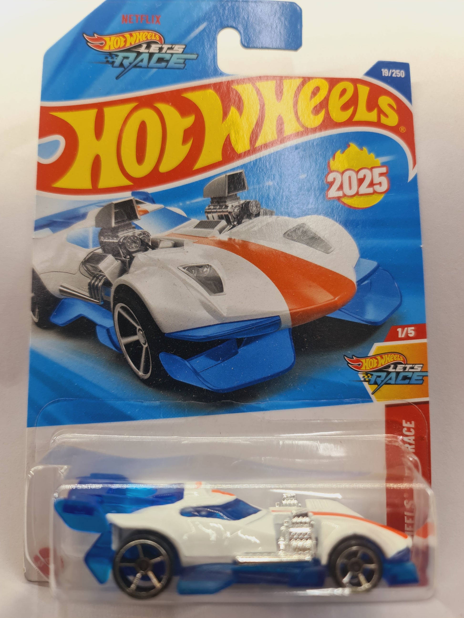 Hot Wheels SUPER TWIN MILL 2025 HW LET'S RACE Sams Toy World Ahmedabad Gujarat
